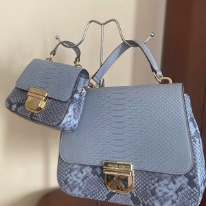 MICHAEL KORS Bridgette Snake embossed Crossbody bags